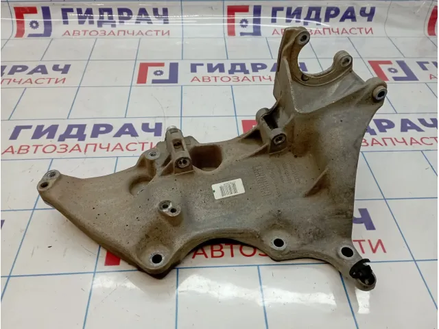 Кронштейн генератора Renault Kaptur 8201033565