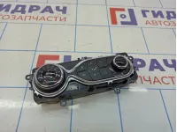 Блок управления климатической установкой Renault Kaptur 275100037R