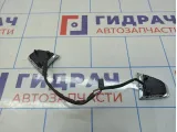 Кнопка многофункциональная в рулевое колесо Renault Kaptur 640657900A