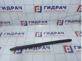 Уплотнитель стекла двери задний Renault Kaptur 823317997R