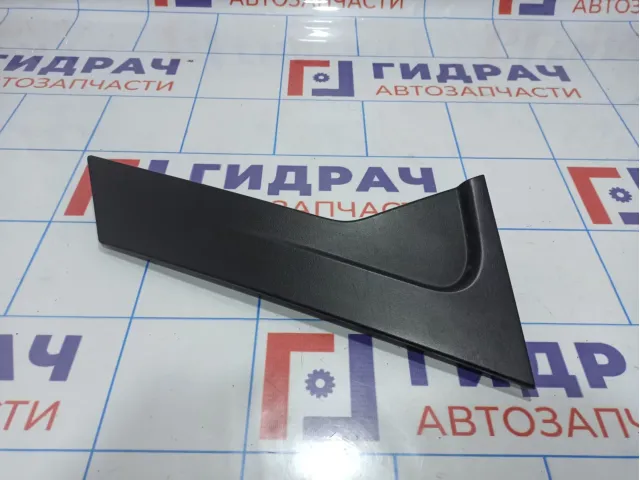 Накладка двери задней правой наружная Renault Kaptur 822344750R