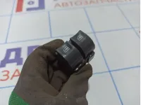 Блок управления стеклоподъемниками Renault Kaptur 254113300R