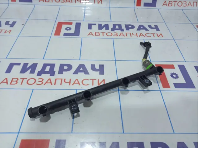 Рейка топливная рампа Renault Kaptur 8200053030