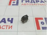 Кнопка стеклоподъемника заднего Renault Laguna 8200315029