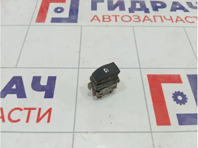 Кнопка стеклоподъемника заднего Renault Laguna 8200315029