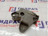 Кронштейн двигателя Renault Laguna 8200475182