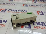 Блок управления климатической установкой Renault Laguna 8200264425