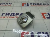 Кнопка открывания багажника Renault Laguna 7701472930
