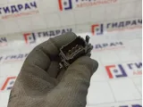 Кнопка центрального замка Renault Laguna 8200002446