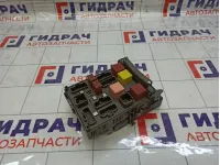 Блок предохранителей Renault Laguna 8200367243
