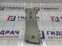 Обшивка средней стойки левой Renault logan 2 Stepway 769143406R.