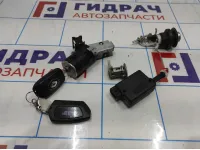 Замок зажигания Renault logan 2 Stepway 487003947R. Комплект. С активатором.
