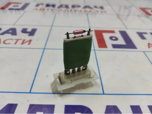 Резистор отопителя Renault logan 2 Stepway 271504503R.