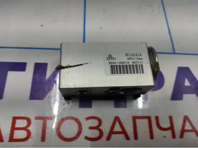 Клапан кондиционера Renault logan 2 Stepway 922700505R.