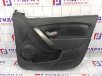 Обшивка двери передней правой Renault logan 2 Stepway 809001863R.