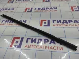 Уплотнитель стекла задний левый Renault logan 2 Stepway 823319176R.