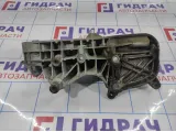 Кронштейн генератора Renault logan 2 Stepway 688300724R.