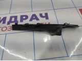 Накладка лобового стекла правая Renault logan 2 Stepway 668223701R.