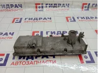 Крышка клапанная Renault Logan 8200243595