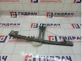 Стеклоподъемник механический передний правый Renault Logan 8200800404