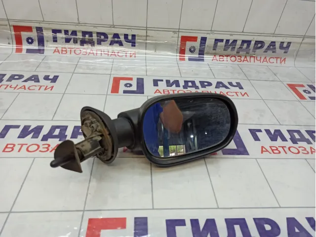 Зеркало заднего вида правое Renault Logan 6001546990