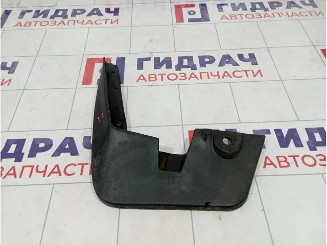 Брызговик передний левый Renault Logan 8200419610