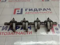 Ось коромысел Renault Logan 8200752920