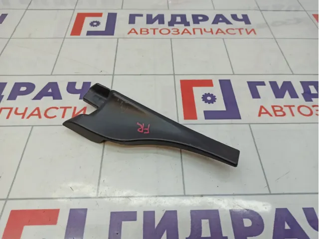 Накладка петли капота правая Renault Logan 8200273994