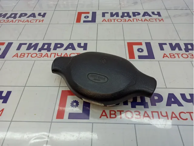 Подушка безопасности в рулевое колесо Renault Logan 8200748156