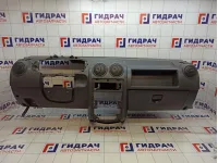 Торпедо Renault Logan