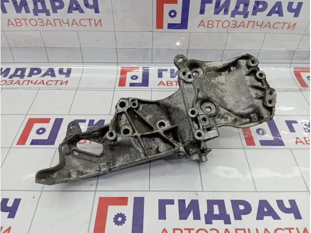 Кронштейн генератора Renault Logan 688301819R