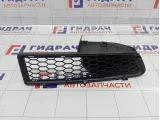 Решетка в бампер левая Renault Logan 6001546783