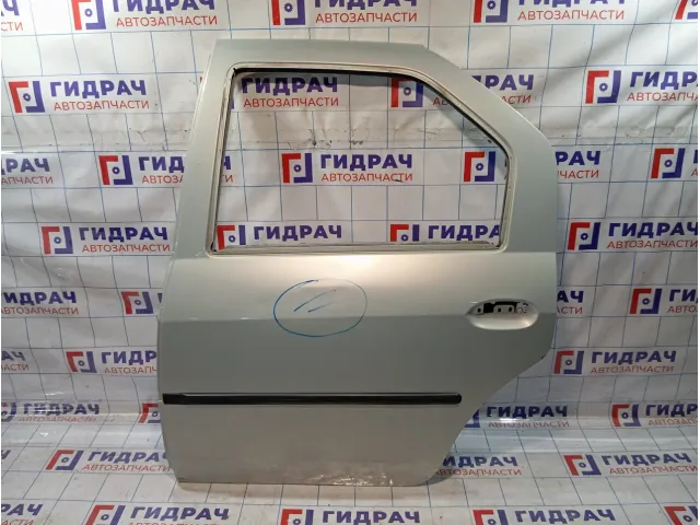 Дверь задняя левая Renault Logan 821017311R