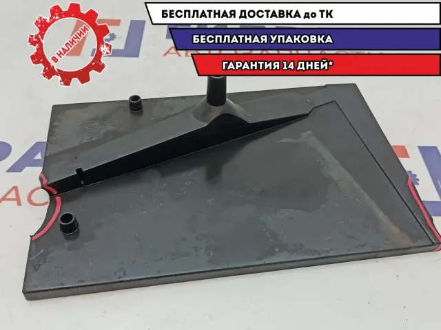 Крепление АКБ Renault Logan 8200707671. Дефект.