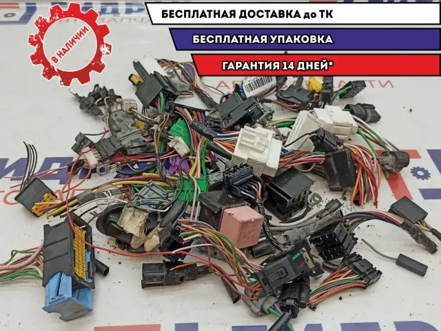 Фишка (разъем) Renault Logan .