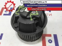Моторчик отопителя Renault Logan 272106020R.