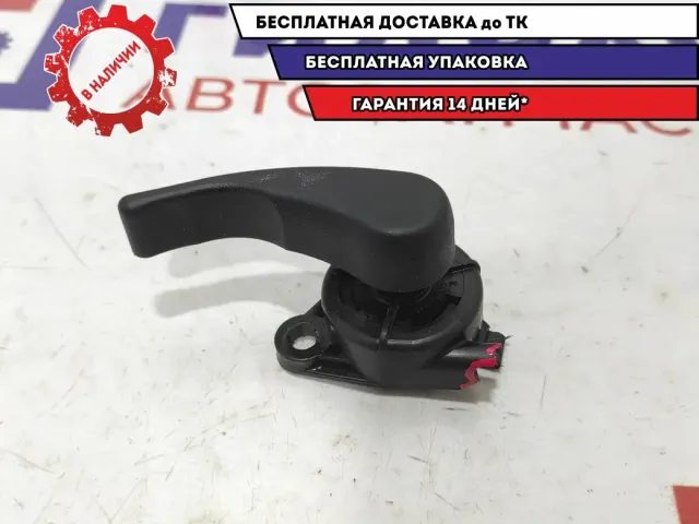 Ручка открывания капота Renault Logan 8200274233. Дефект.