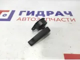 Ручка открывания капота Renault Logan 8200274233. Дефект.