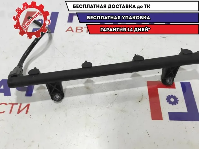 Рейка топливная Renault Logan 8200494284.