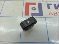 Кнопка центрального замка Renault Logan 8200870249