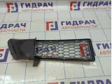 Решетка в бампер левая Renault Logan 8200257965