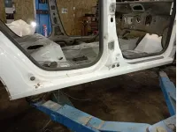 Порог со стойкой правый Renault Logan