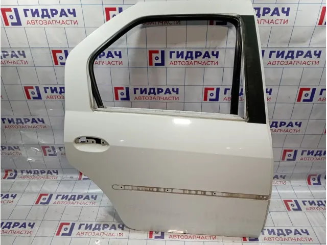 Дверь задняя правая Renault Logan