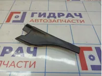 Накладка петли капота правая Renault Logan 8200273994