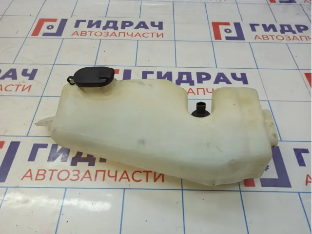 Бачок омывателя лобового стекла Renault Logan 8200210002