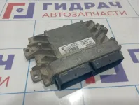 Блок управления двигателем Renault Logan 8200661124