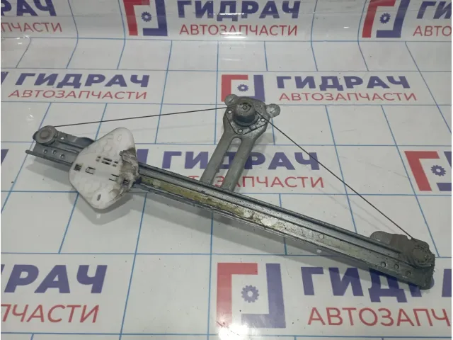 Стеклоподъемник механический передний правый Renault Logan 8200800404