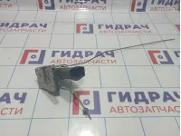 Замок двери передней левой Renault Logan 6001547509