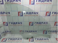 Стекло двери передней правой Renault Logan 8200240554