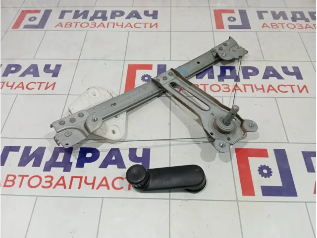Стеклоподъемник механический задний правый Renault Logan 8200783891